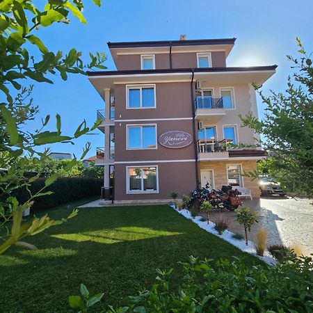 Villa Yanevi Равда Экстерьер фото